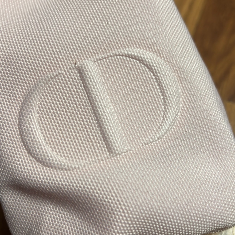 Dior drawstring makeup pouch. - Picture 3 of 5